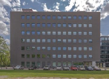 Nothus and Zephirus retained LEED certificate