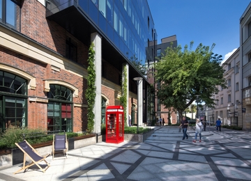 Dzielna 60 office complex modernized