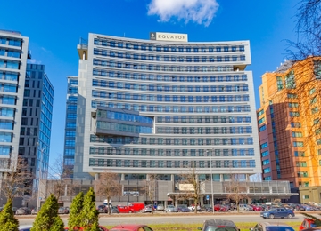 Modernization of the reception area and lobby at Equator I in Warsaw
