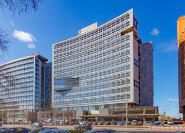 Modernization of the reception area and lobby at Equator I in Warsaw
