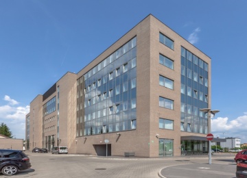 Simba Toys in Flanders Business Park