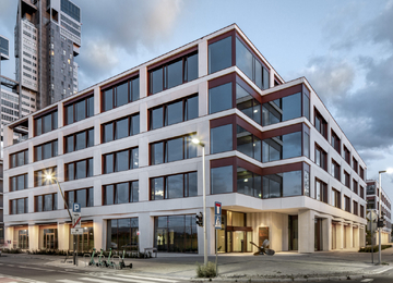 Construction of Gdynia Waterfront complex progresses