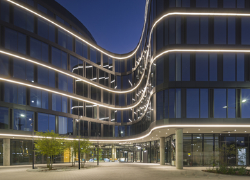 Topping-out at Infinity