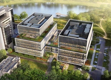 Topping out at Lakeside