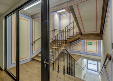 Le Palais has a new tenant