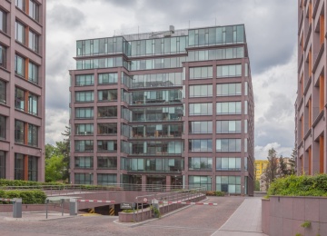 Lipowy Office Park with a student dormitory