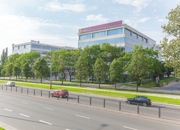 Office building Łopuszańska Business Park awareded BREEAM certificate