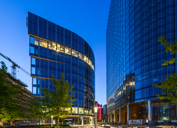 Mennica Legacy West Building's shell is completed