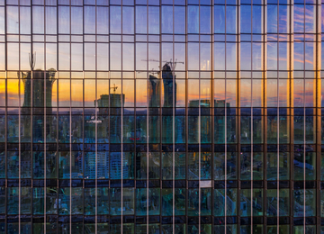 Topping out on Mennica Legacy Tower