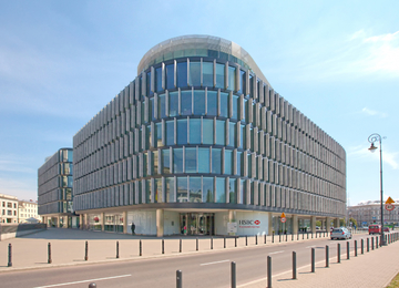 Metropolitan's courtyard reconstruction