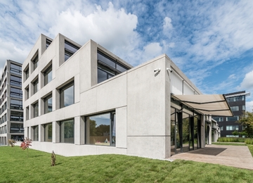 Unconventional office complex in Służewiec