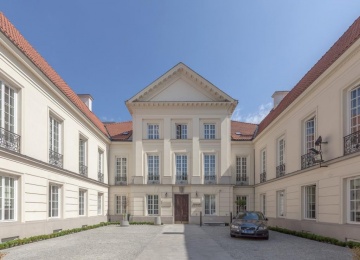 Młodziejowskiego Palace changed the owner