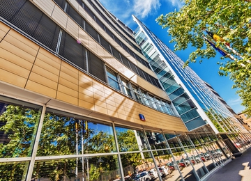 Kulczyk Silverstein Properties has sold Stratos Office Center