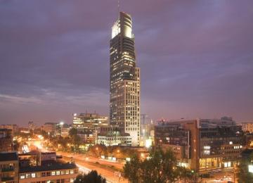 Warsaw Trade Tower is a barrier-free facility