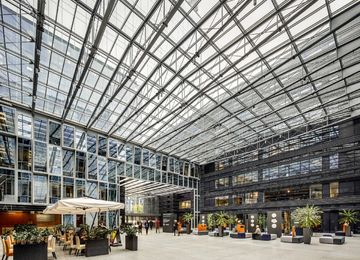 Warsaw: Wola Center under construction