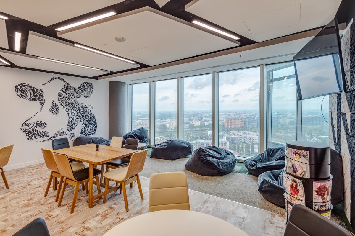 JLL office in Warsaw Spire