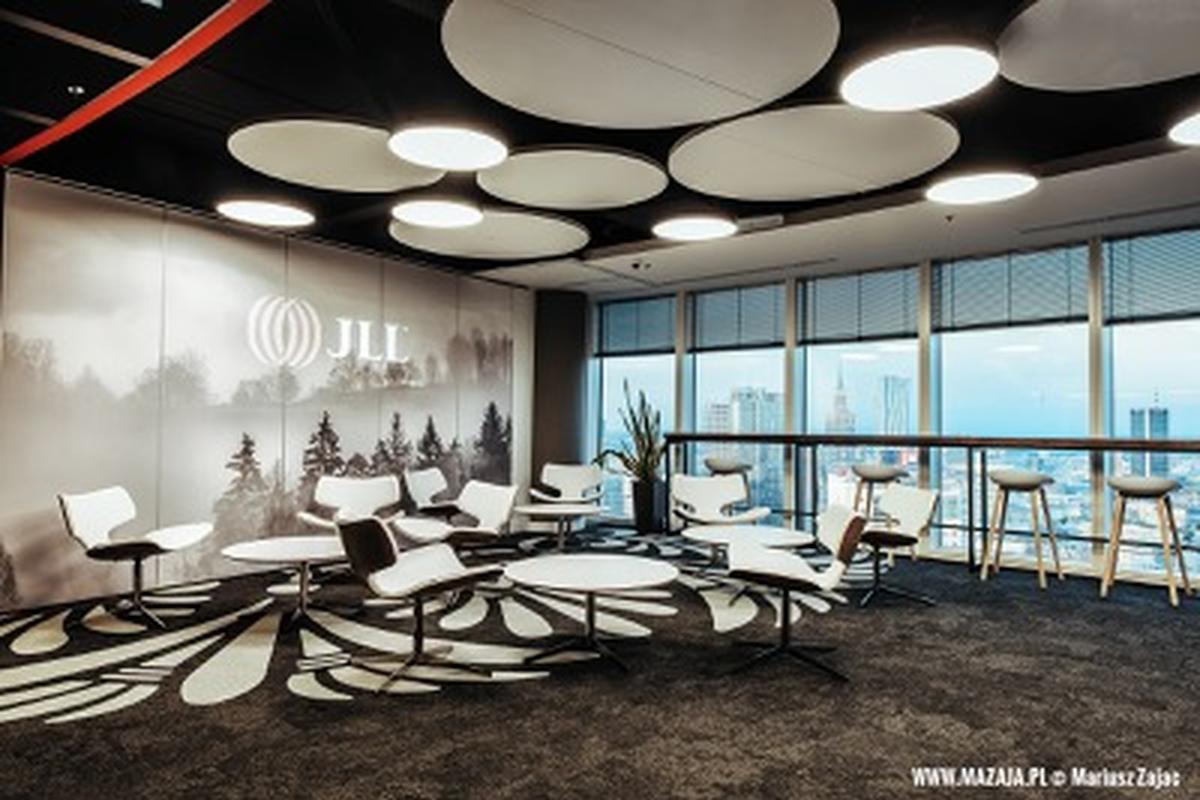 JLL office in Warsaw Spire